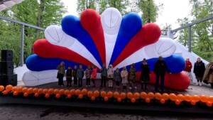 Праздничный концерт "Спасибо, солдаты, за чистое небо!"